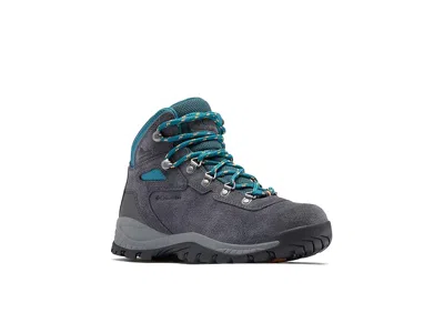 Columbia Newton Ridge Plus Waterproof Amped In Gray