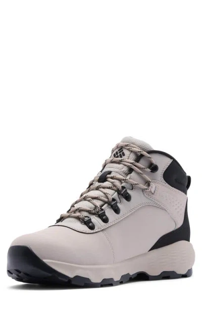 Columbia Newton Wander Leather In Multi