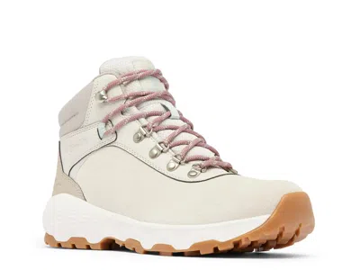 Columbia Newton Wanderer Mid Hiking Boot In Neutral