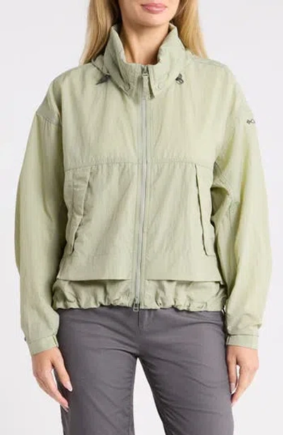 Columbia Paracutie Ii Windbreaker In Green