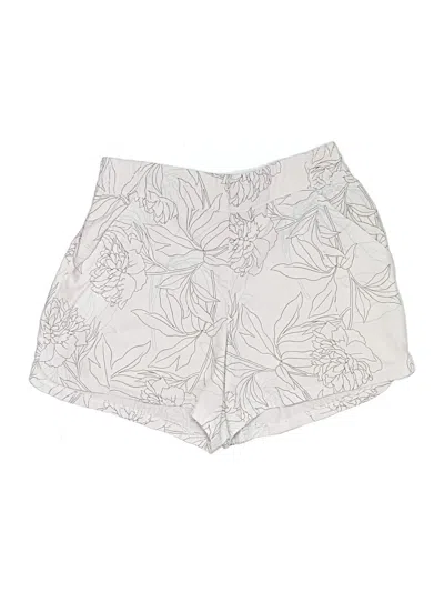 Pre-owned Columbia Shorts In Ivory