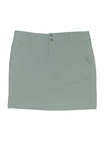 Pre-owned Columbia Skort In Green