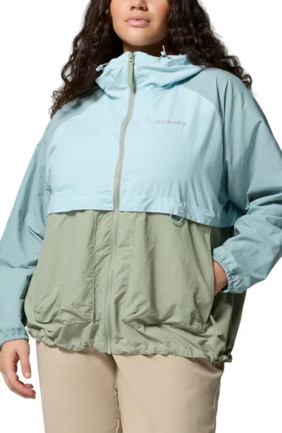 Columbia Spire Valley Water Repellent Windbreaker In Blue