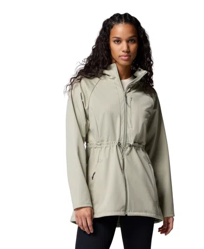 Columbia Women's Flora Park Ii Softshell Jacket In Safari