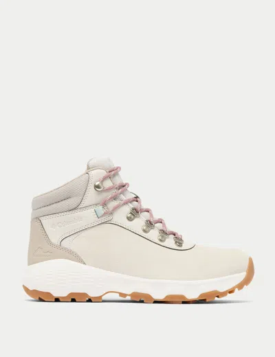 Columbia Women's Newton Wander Waterproof Walking Boot