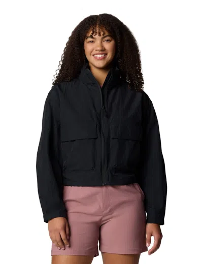 Columbia Women's Paracutie Cropped Cargo Windbreaker In Black