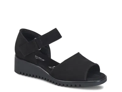 Comfortiva Daniella Wedge Sandal In Black