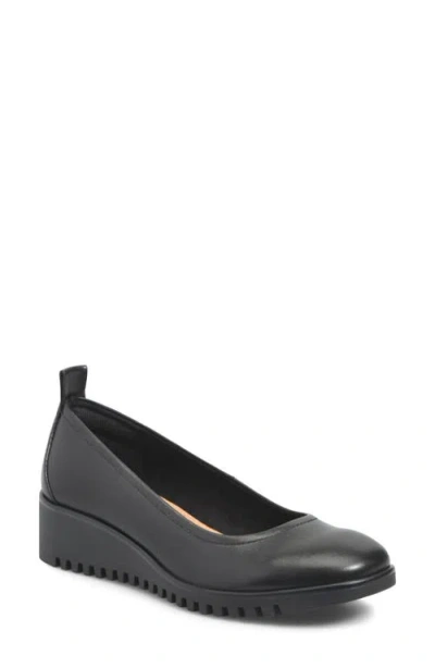 Comfortiva Dillon Wedge Pump In Black