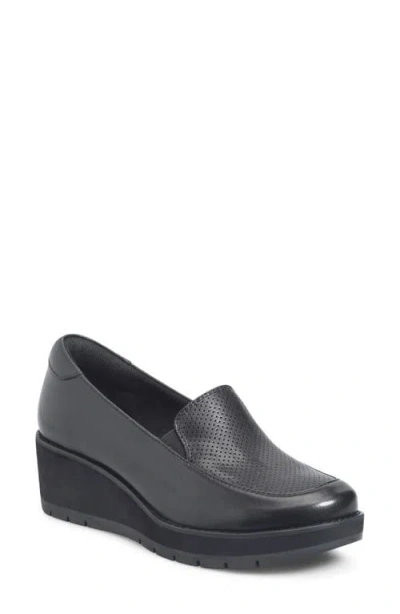 Comfortiva Fabiana Wedge Loafer In Black