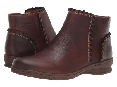 Comfortiva Fallston In Burgundy