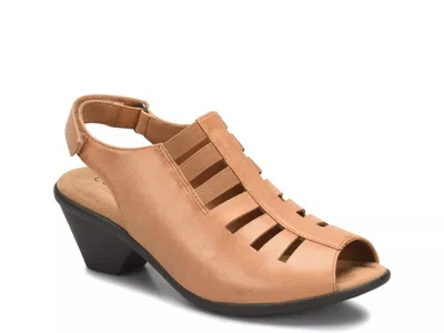 Comfortiva Faye Sandal In Brown