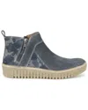 Comfortiva Hartwick Suede Boot In Blue