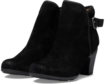 Comfortiva Namari Booties Women's Us 7 Black Suede Block Heel Ankle Boots Zpo545 (black,7)