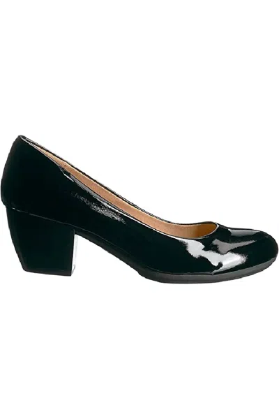 Comfortiva Women's Amora Pump In Black In Green