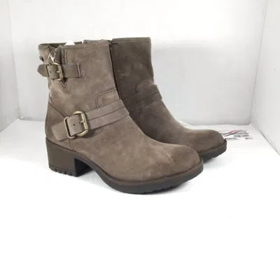 Comfortiva Women's Barron Boots In Taupe Suede In Brown