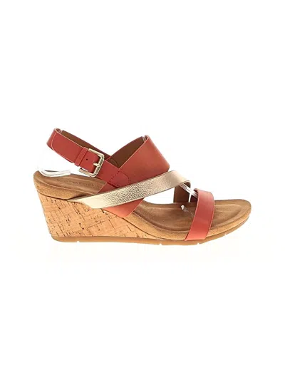 Pre-owned Comfortivia Wedges In Brown