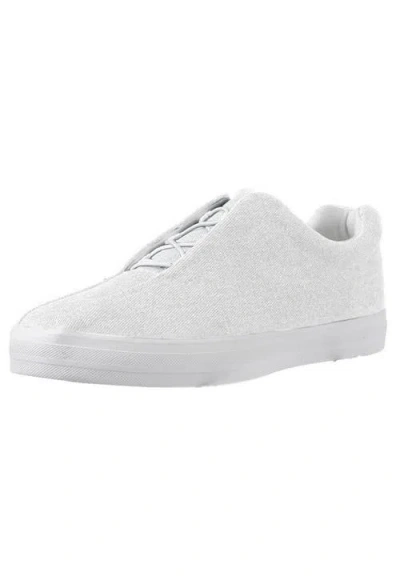 Comfortview The Bungee Slip On Sneaker In White