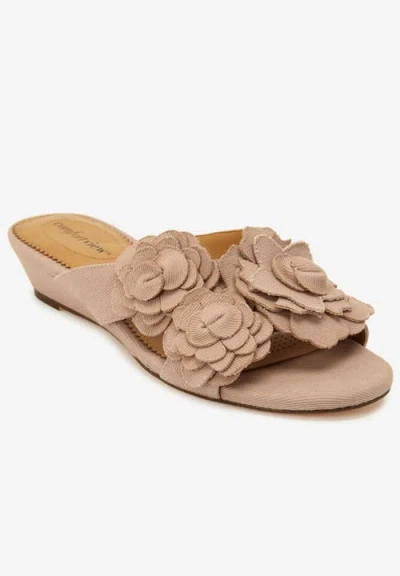 Comfortview The Carmen Slip On Mule In Brown