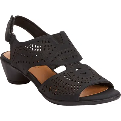Comfortview The Etta Shootie In Black