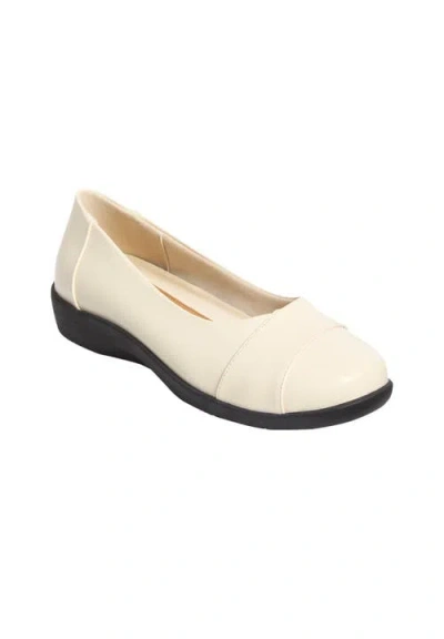 Comfortview The Gab Slip On Flat In Brown