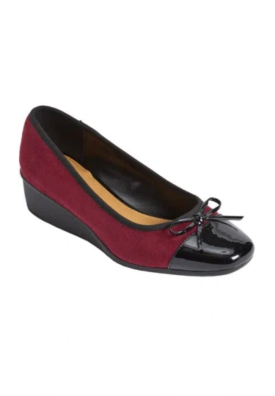 Comfortview The Jade Slip On Wedge In Burgundy