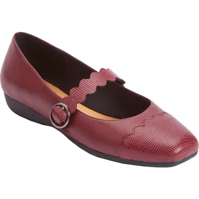 Comfortview The Louella Flat In Burgundy