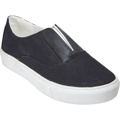 Comfortview The Maisy Sneaker In Black
