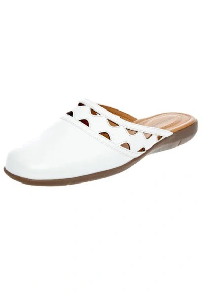 Comfortview The Mckenna Slip On Mule In White