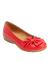Comfortview The Pamela Slip On Flat In Red