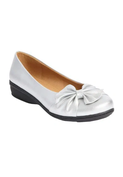 Comfortview The Pamela Slip On Flat In Silver