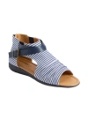 Comfortview The Payton Shootie In Blue