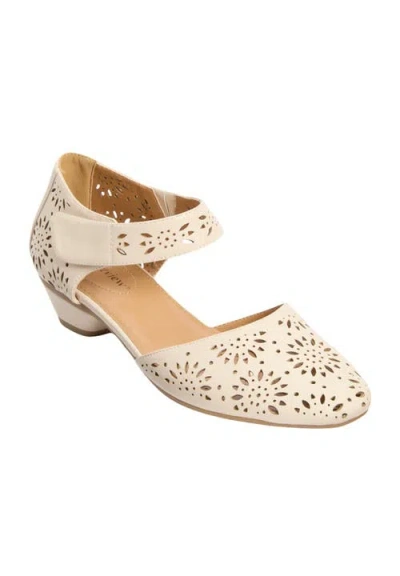 Comfortview The Rhodes Pump In Brown