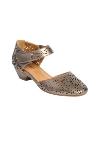 Comfortview The Rhodes Pump In Brown