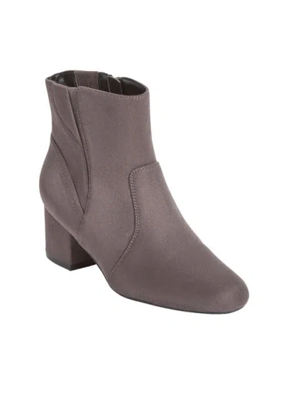 Comfortview The Robin Bootie In Brown