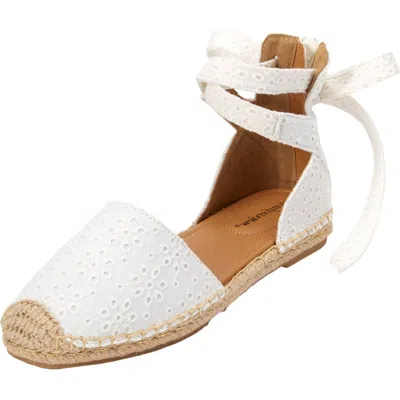 Comfortview The Shayla Flat Espadrille In White