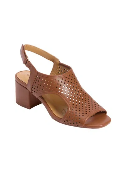 Comfortview The Wells Sandal In Brown