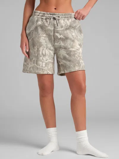 Comfrt Camo 7" Shorts In Green