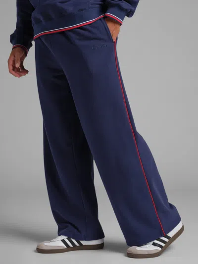 Comfrt Laid Back Halo Fleece Wide Leg Pant In Blue
