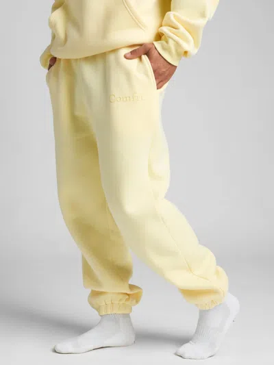 Comfrt Minimalist Sweatpants In Yellow