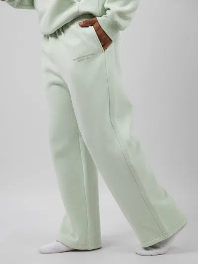 Comfrt Pastel Straight Leg Sweatpants In Green