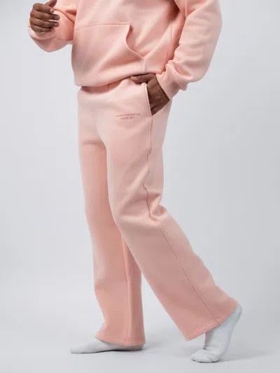 Comfrt Pastel Straight Leg Sweatpants In Pink