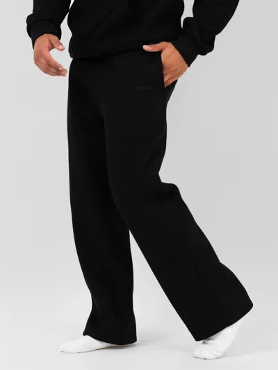 Comfrt Signature Straight Leg Sweatpants In Black