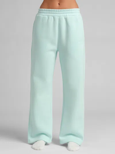 Comfrt Signature Straight Leg Sweatpants In Blue