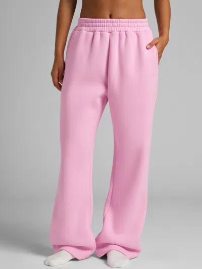 Comfrt Signature Straight Leg Sweatpants In Pink