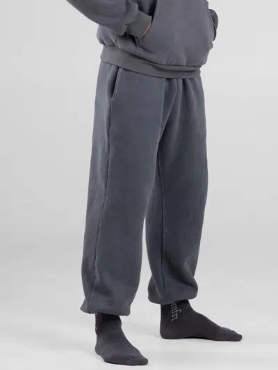 Comfrt Signature Sweatpants In Gray