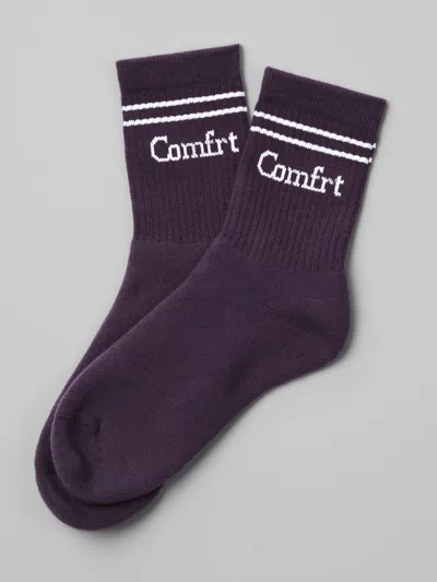 Comfrt Stripe Trim Ankle Socks In Blackberry,white