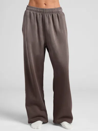 Comfrt Sunwashed Straight Leg Sweatpants In Brown