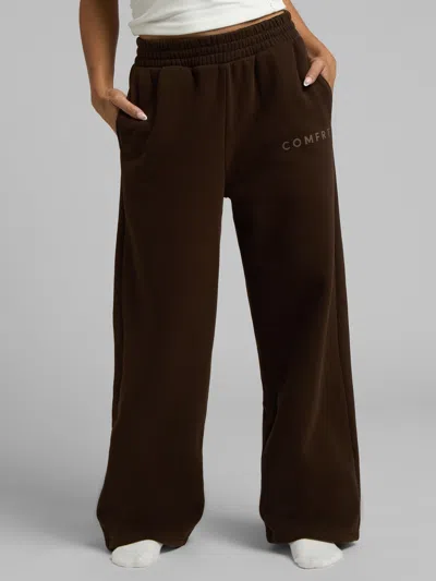 Comfrt Tranquil Straight Leg Sweatpants In Espresso