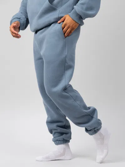 Comfrt Travel Essentials Sweatpants In Blue