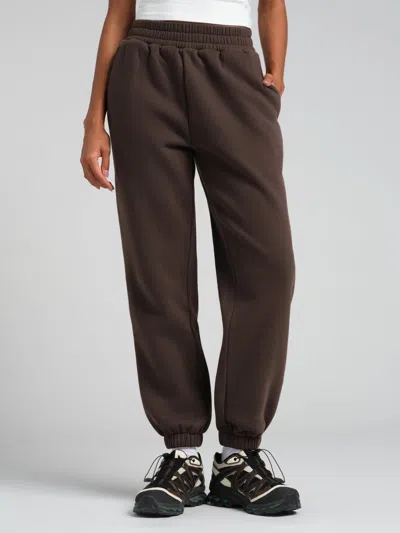 Comfrt Travel Essentials Sweatpants In Brown